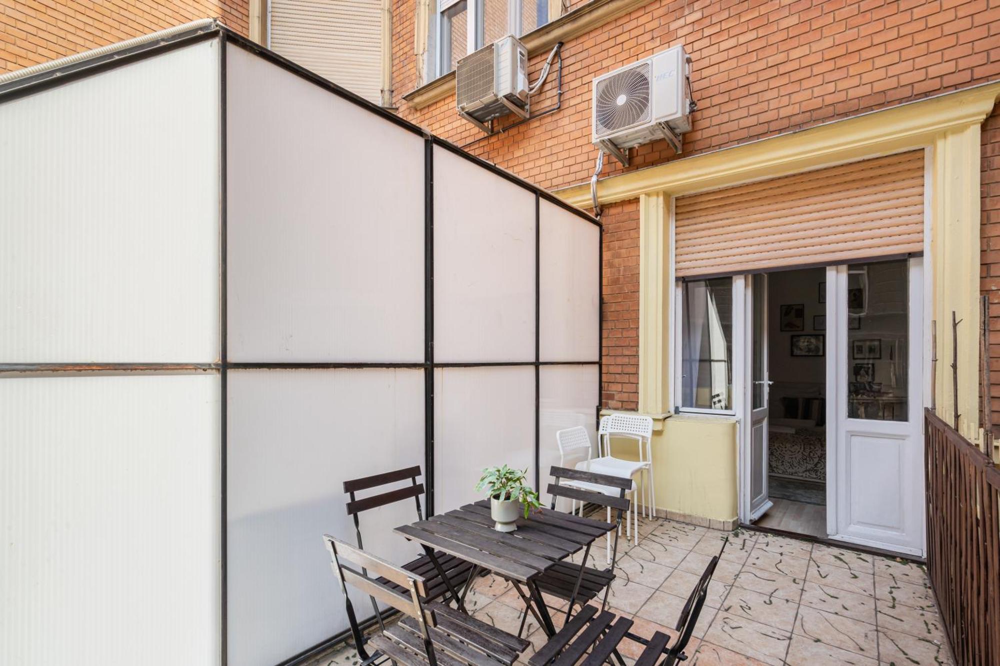 Gleaming Wise Studio Apartamento Budapeste Exterior foto